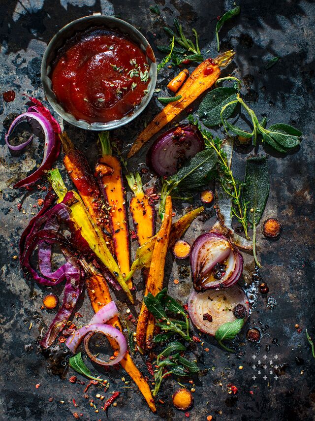 Проект КУХМАСТЕР. Фотосъемка для каталога. Фотосъемка овощей. Фотосъемка соусов, приготовление блюд, фотосъемка блюд. Фуд-стилист, фотограф Слава Поздняков. 