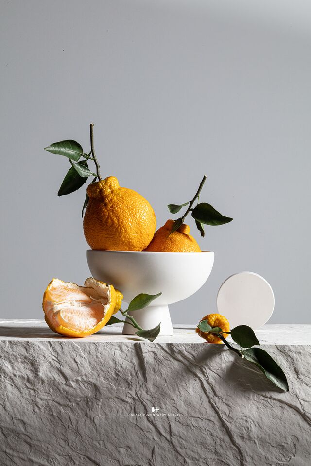 Фотосъемка фруктов в студии Славы Позднякова. Фуд-стайлинг, компоновка, составление композиции мандаринов. Фуд-стилист и фотограф Слава Поздняков. 