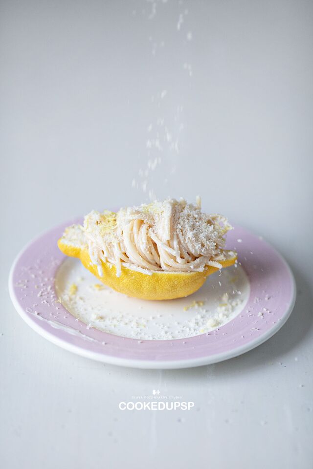 Сливочная паста с лимоном и пармезаном. Приготовление, фуд-стайлинг, компоновка, фотосъемка пасты. Шеф-повар, фуд-стилист и фотограф Слава Поздняков. 